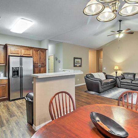 Branson Home With Deck Walk To The Strip And Creek! מראה חיצוני תמונה