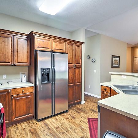 Branson Home With Deck Walk To The Strip And Creek! מראה חיצוני תמונה