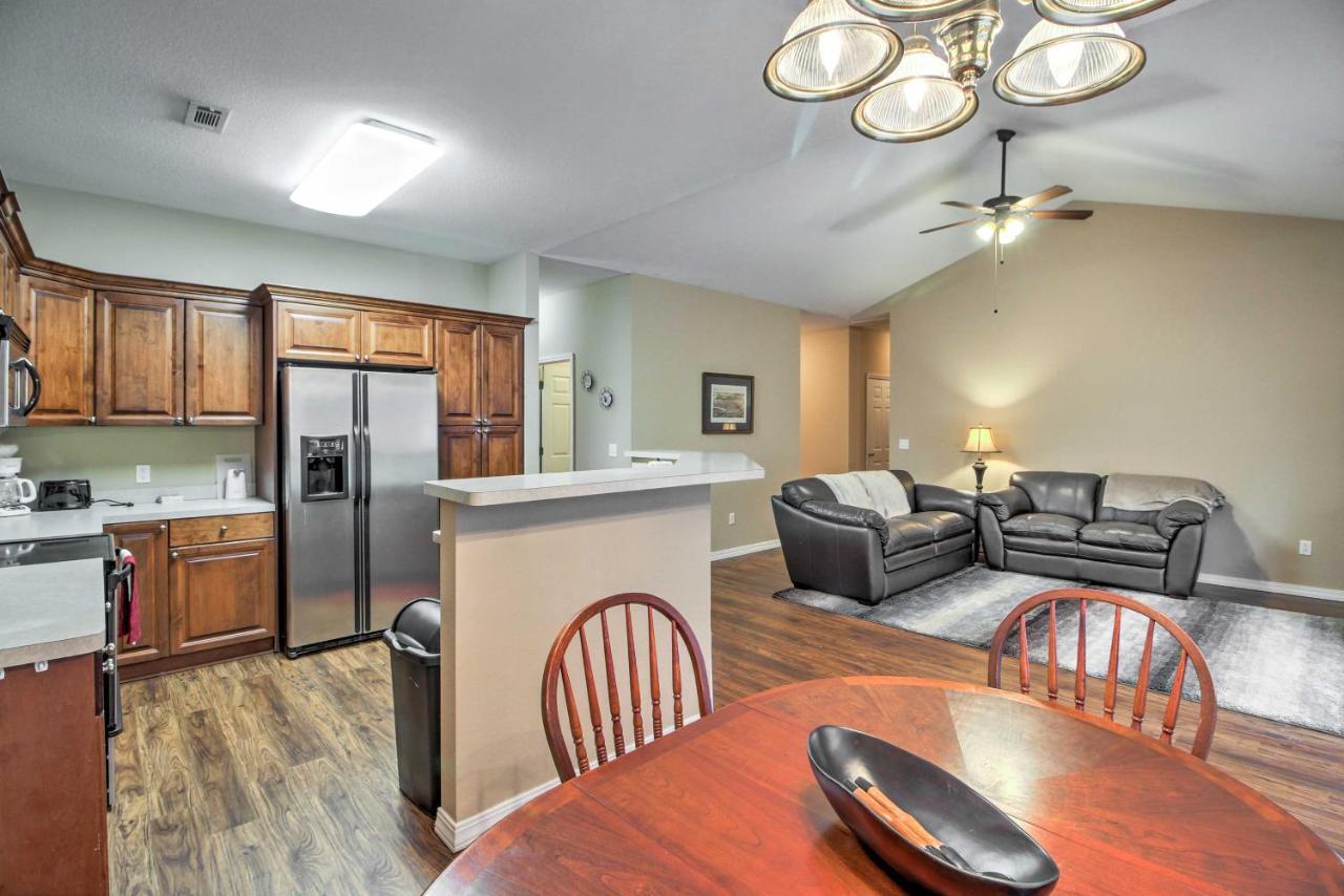 Branson Home With Deck Walk To The Strip And Creek! מראה חיצוני תמונה